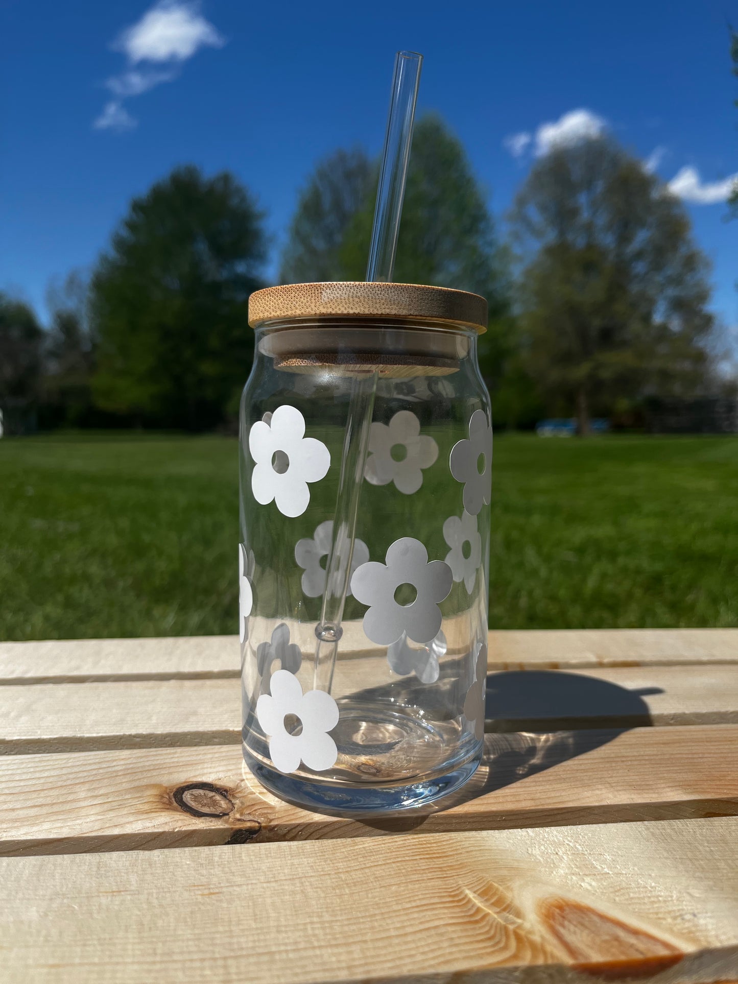 Retro Flower 16oz Glass Can